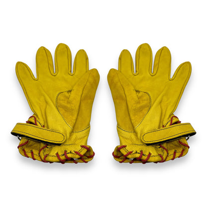 Guante amarillo de piel vintage cosido