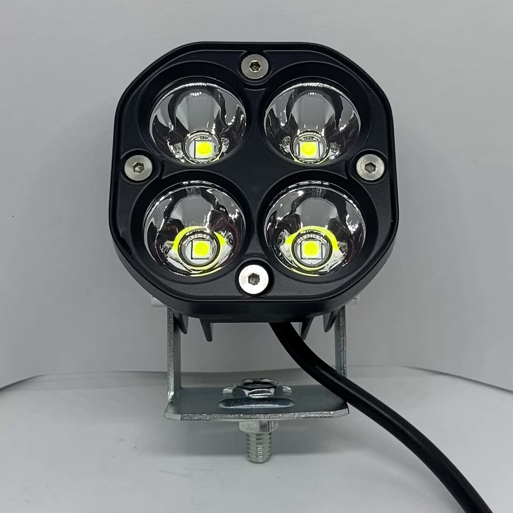 Par de faros auxiliares cuadrados 4x40w