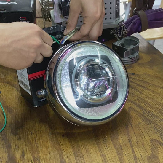 Faro delantero 5.75” LED cromado
